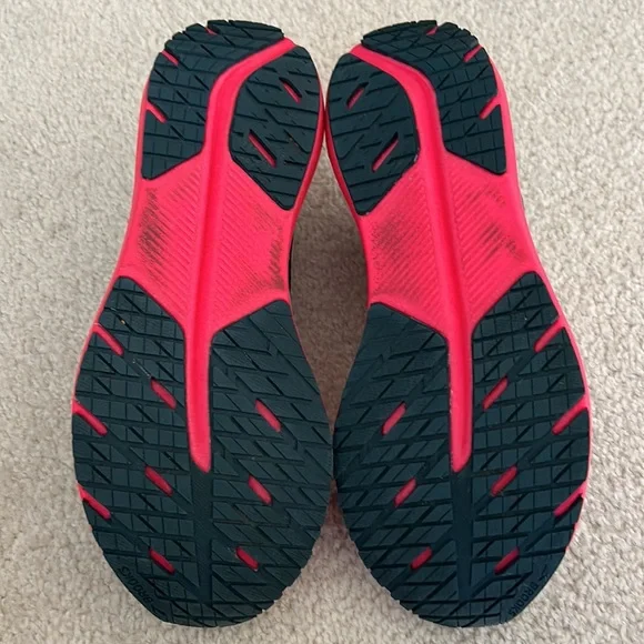 Women’s Brooks Hyperion Tempp 8.5 - Picture 6 of 9